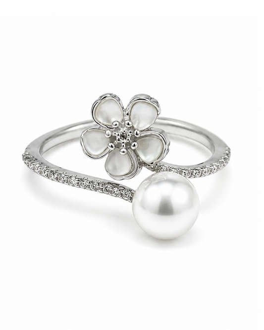 Flower & Faux Pearl Ring