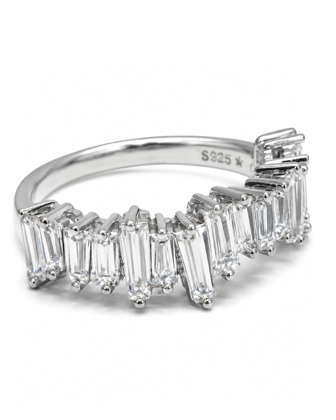 Classy Luna Ring Band