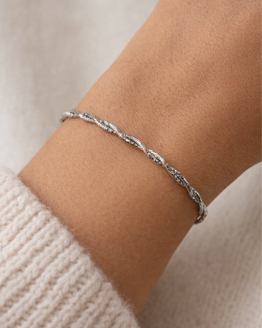 Twist Glow Bracelet