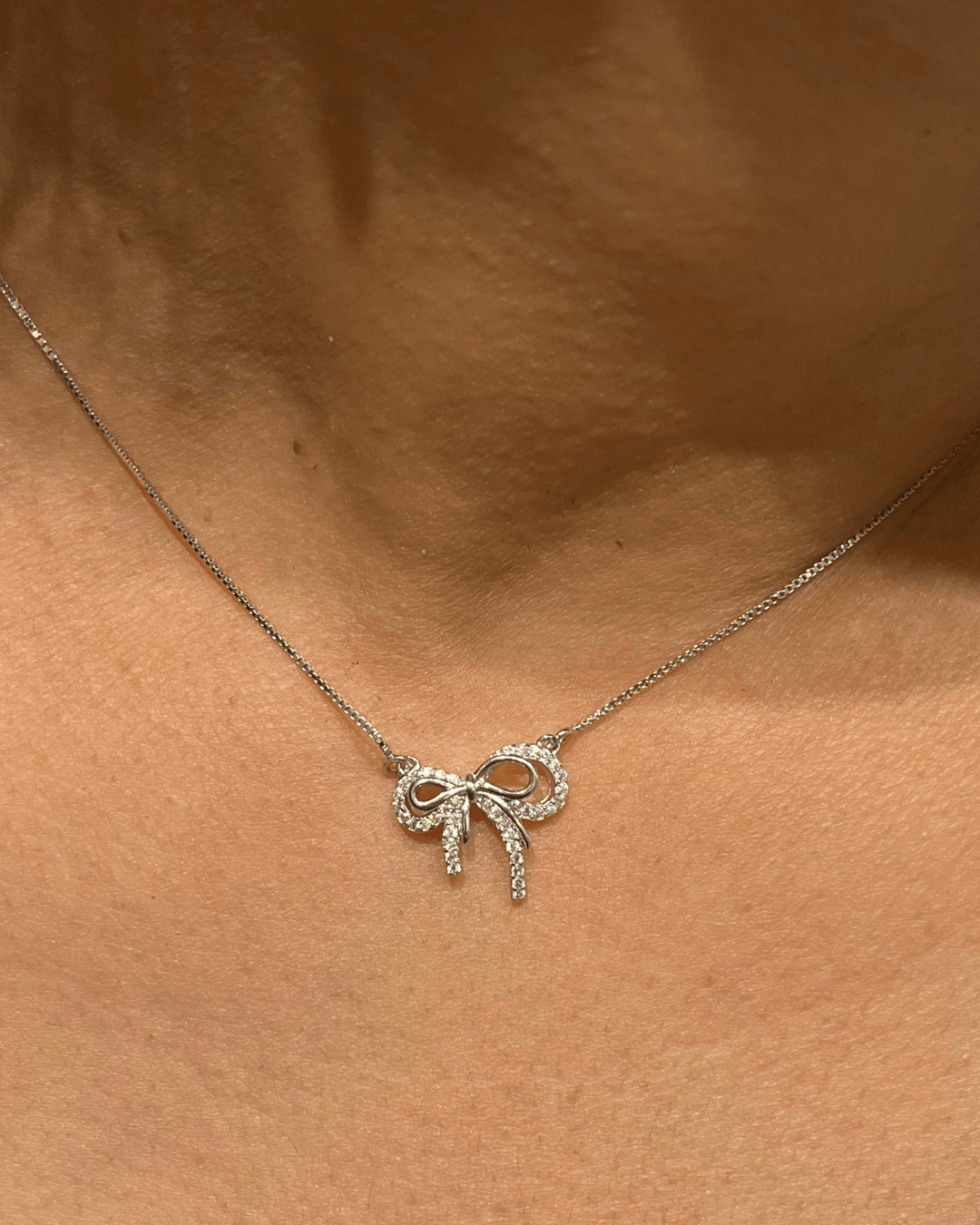 Dainty Bow Necklace