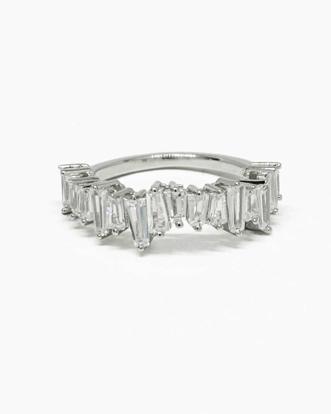 Classy Luna Ring Band