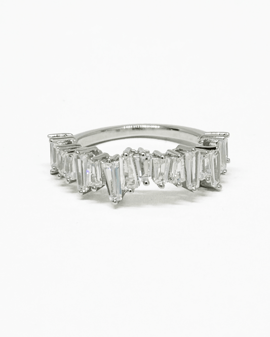 Classy Luna Ring Band