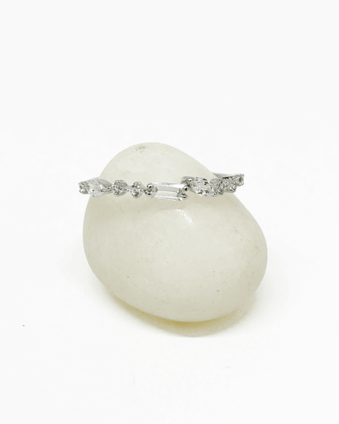 Mystique Band Ring