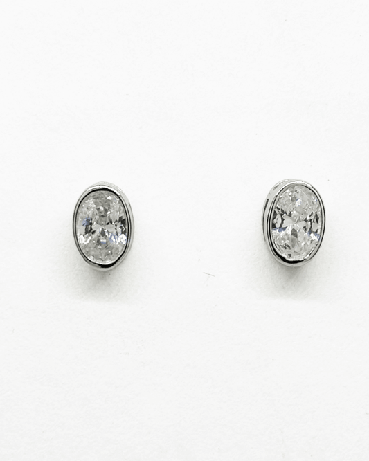Minimal Oval Cut Studs