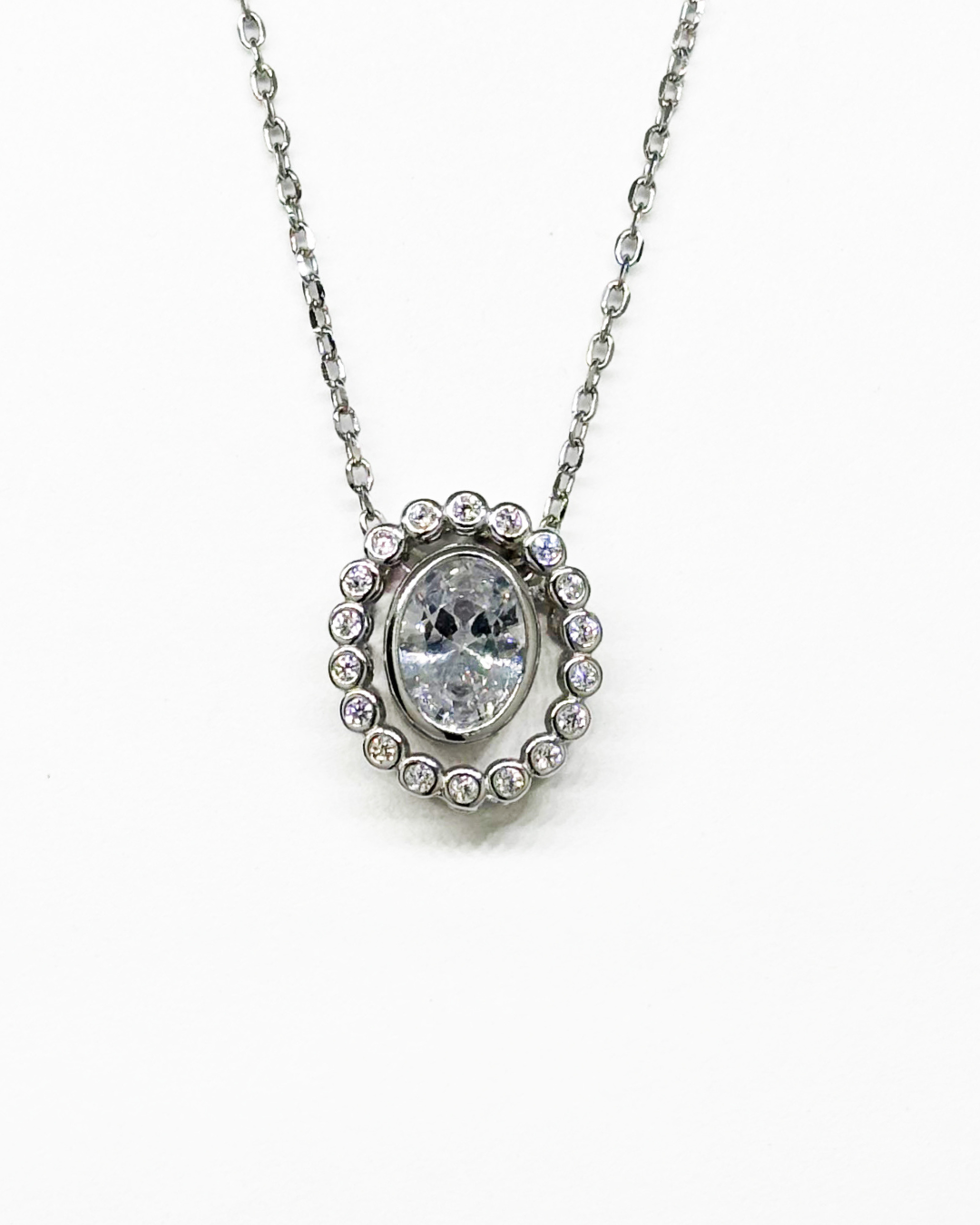 Halo Oval Silver Necklace