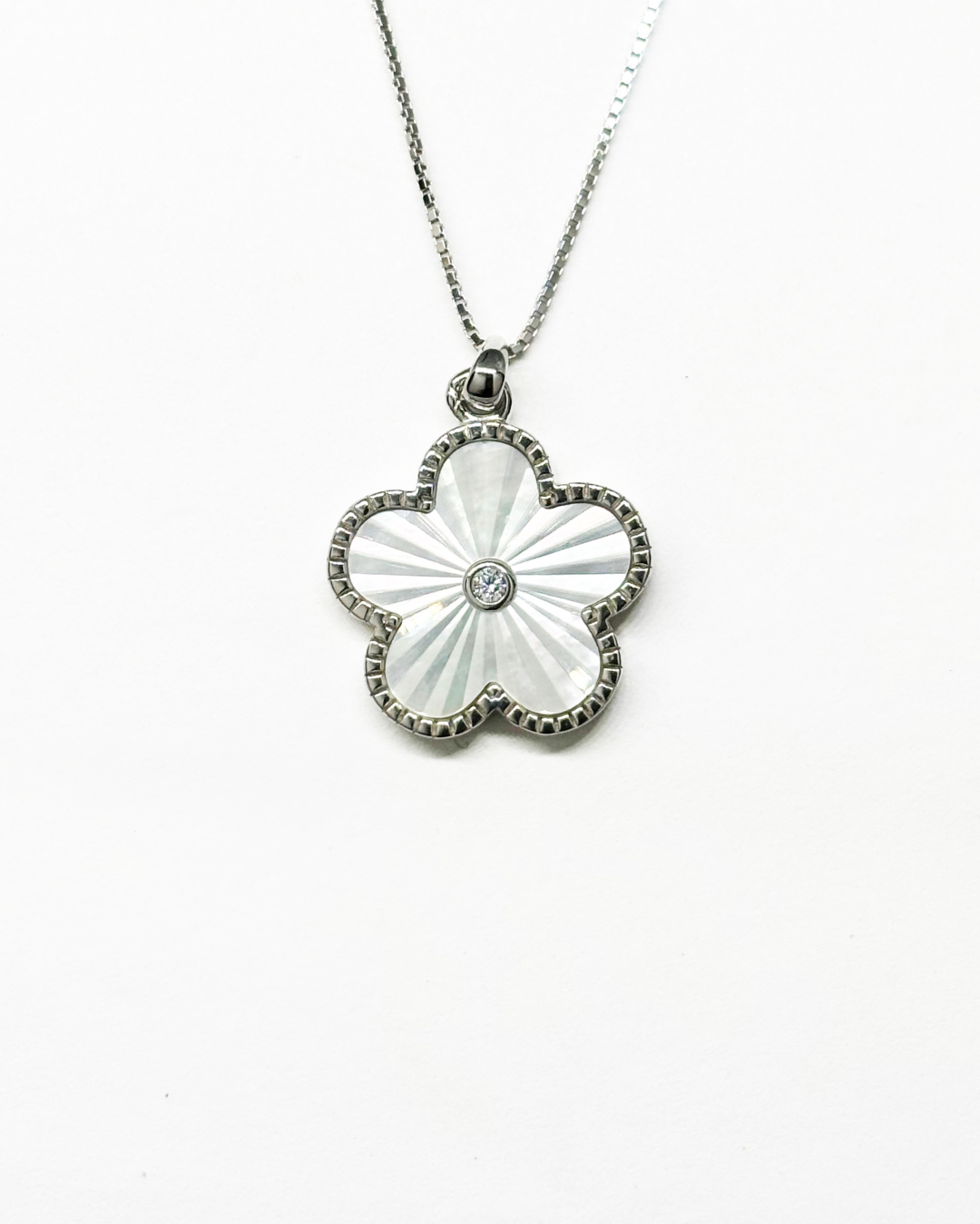 Pearl Flower Cut Silver Necklace