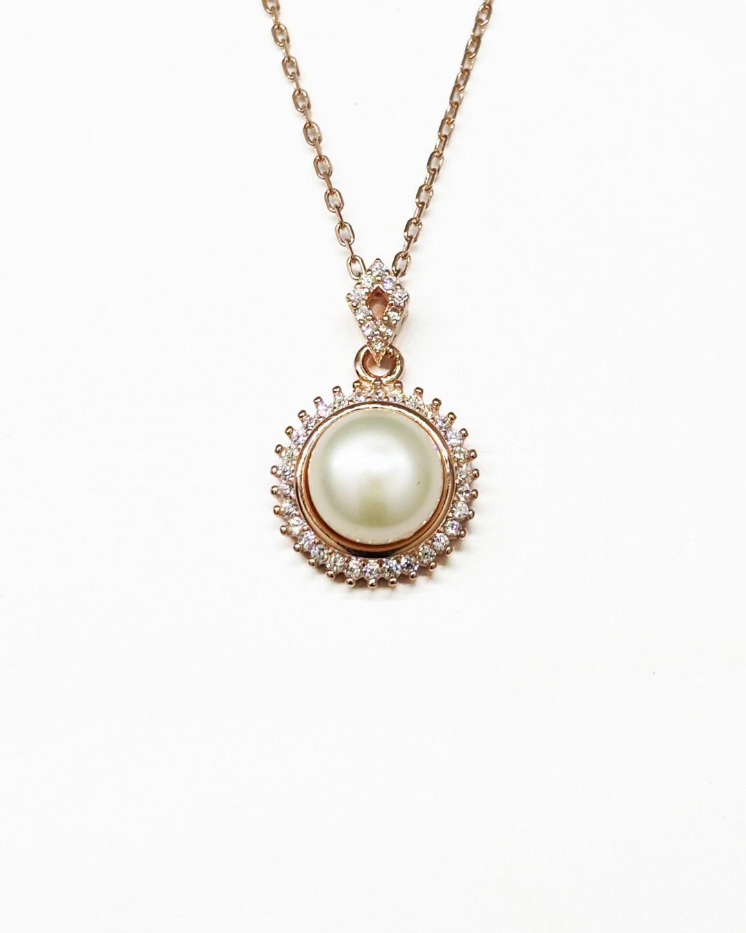 Halo Pearl Rose Gold Necklace