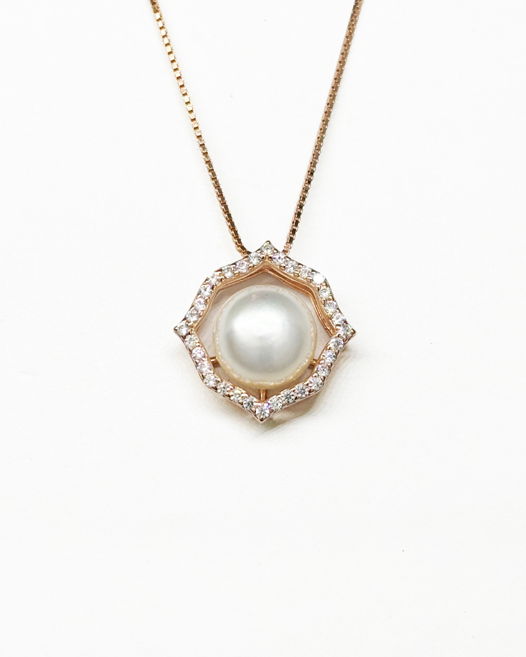 Ava Pearl Rose Gold Necklace